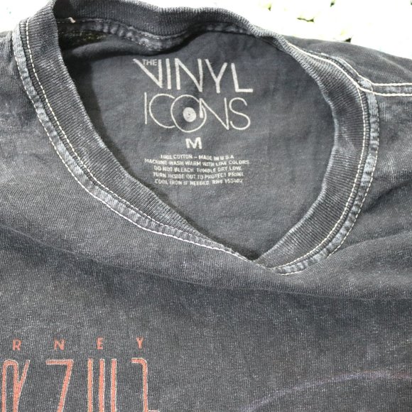 Journey Band Shirt Medium Acid Washed T-Shirt 2019 Escape Don’t Stop Believin - Picture 7 of 7